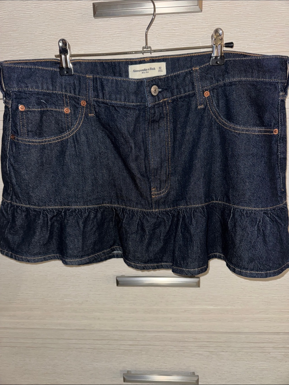 Abercrombie & Fitch Dark Indigo Denim Ruffle-Hem Mini Skirt size 32